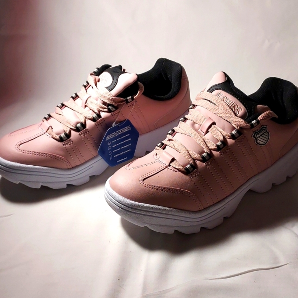 K-Swiss NEW Salmon Colored Women Sneakers